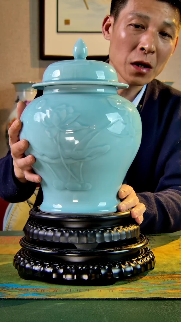 【闪购商品】瓶景德镇陶东方陶瓷艺术作品花瓶瓷板画摆件