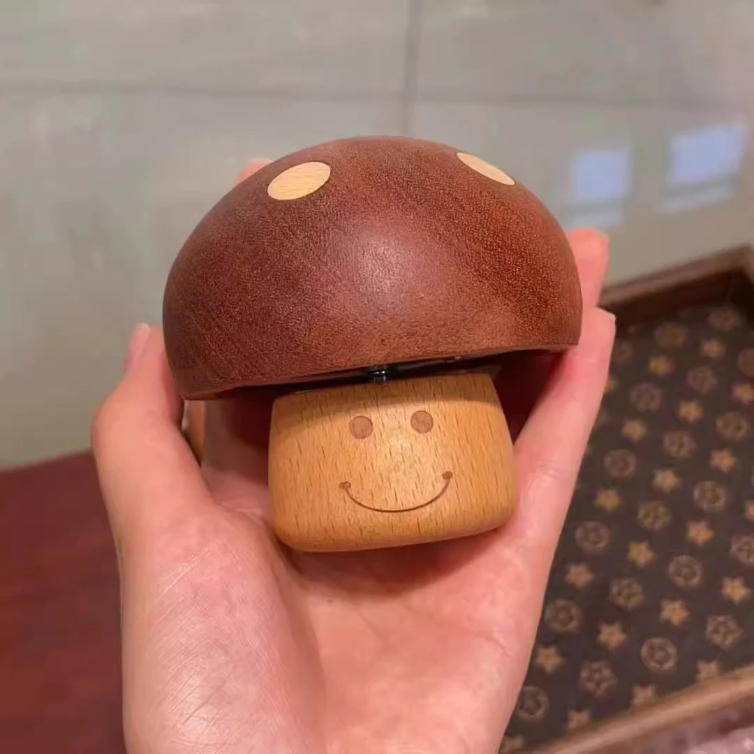 木质蘑菇音乐盒八音盒女生生日礼物女童女孩六一儿童节创意小摆件