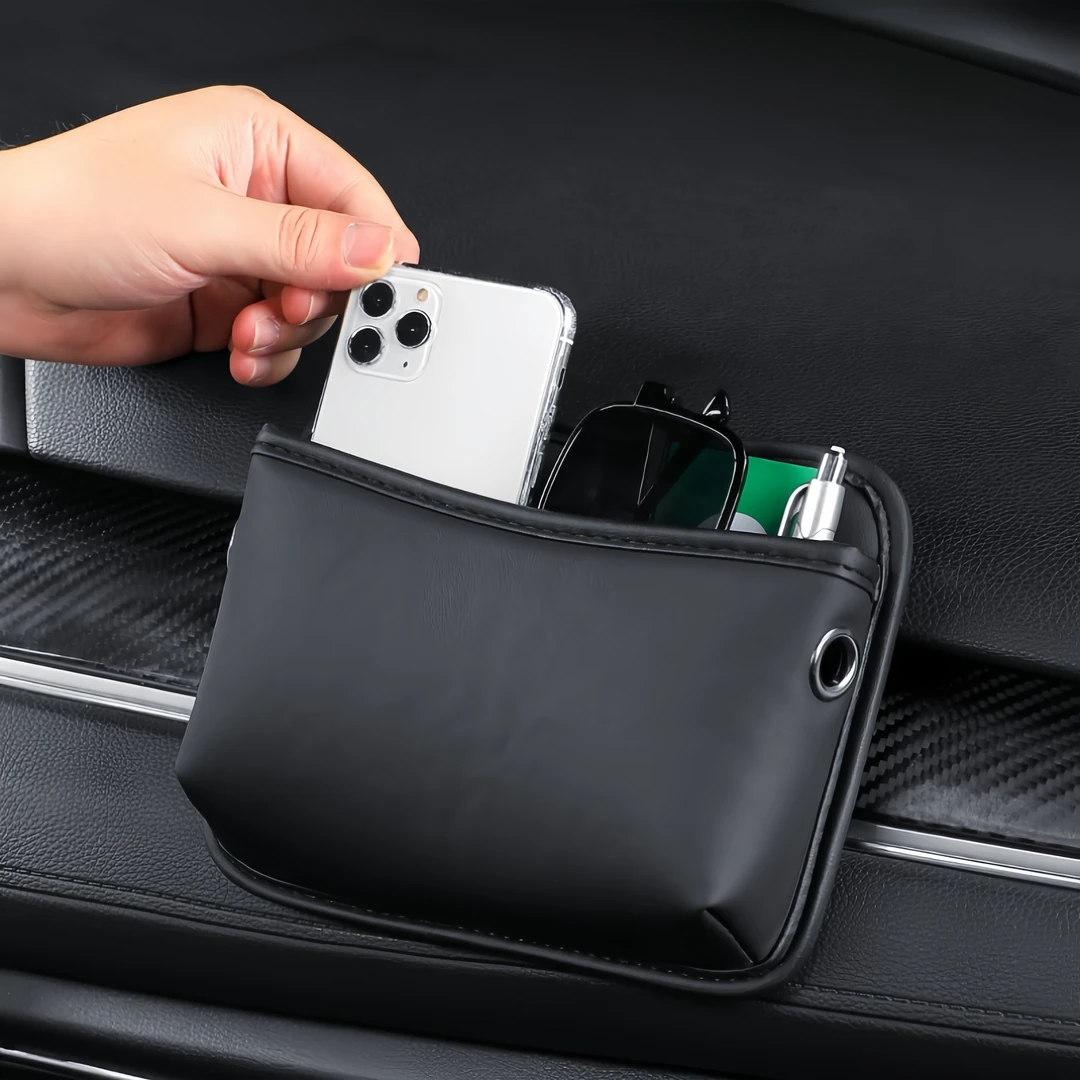 汽车置物袋车载放手机储物盒粘贴式车用座椅皮革收纳袋仪表台挂袋