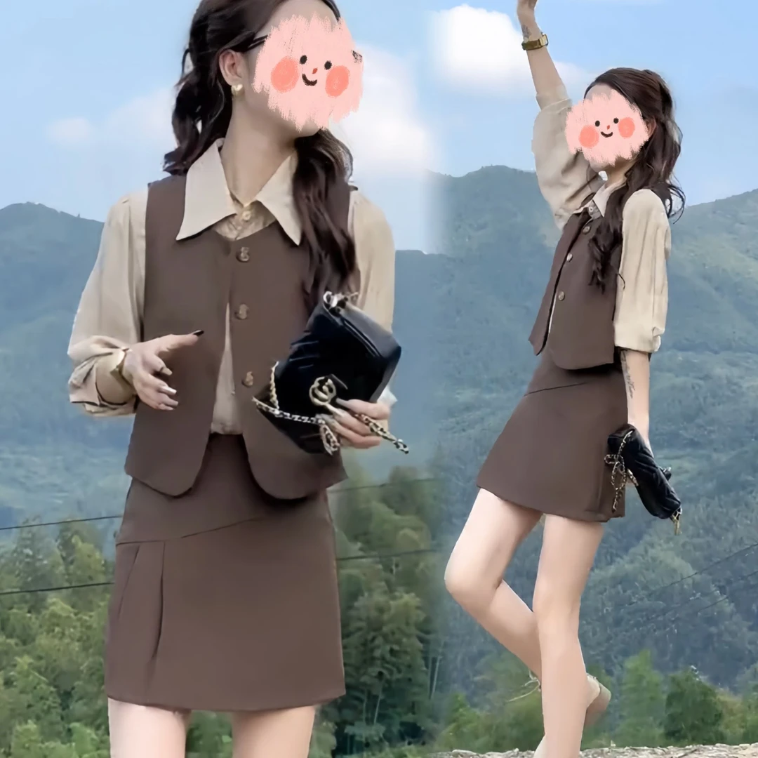 小西装套装春季小个子穿搭洋气减龄显瘦西装马甲衬衫短裙三件套