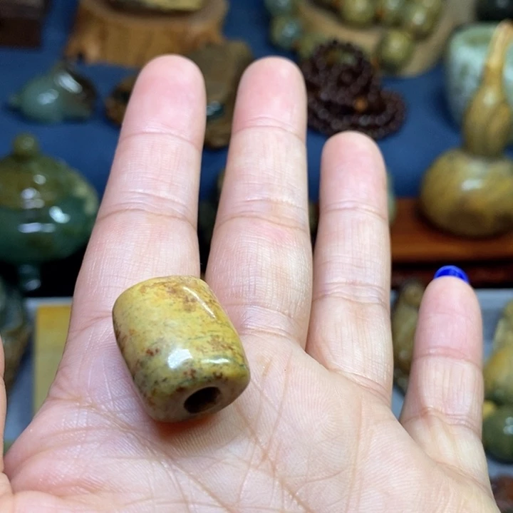 岫岩河磨玉（透闪石质玉）扁珠未镶嵌