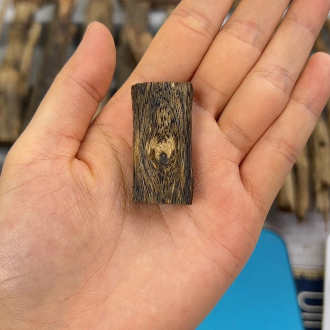 【闪购商品】平安无事牌5.6克