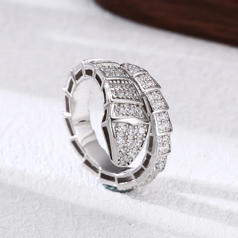 925银戒指 精工镶石蛇戒指 轻奢女士流行戒指