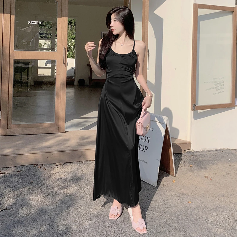 INSTUNNING黑色气质吊带连衣裙女夏季设计感缩褶露背辣妹垂感长裙