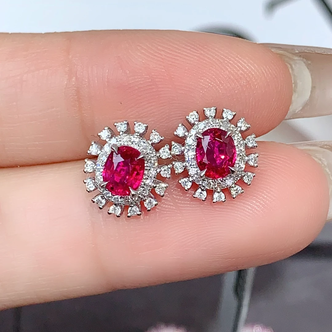 18k金无烧红宝耳钉- CGRL证书 鸽血红