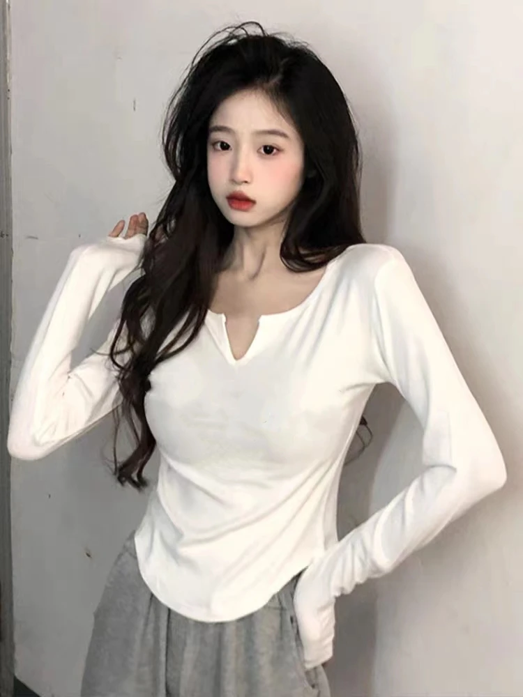 长袖t恤女秋冬内搭加厚磨毛百搭显瘦V领打底衫设计感不规则上衣潮
