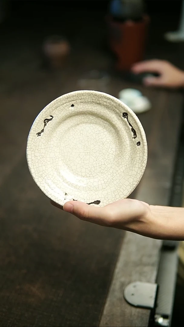 【闪购商品】1刚子陶泥粉引开片壶承