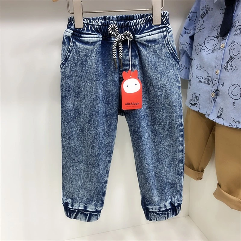 KZ399 舒适紧腿牛仔裤