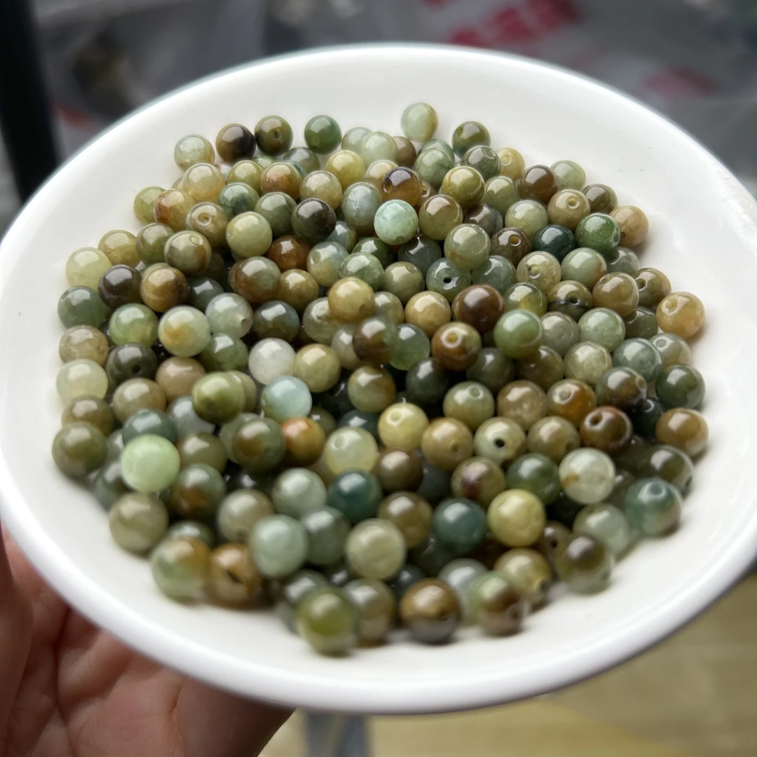 天然翡翠，卡6mm、50颗
