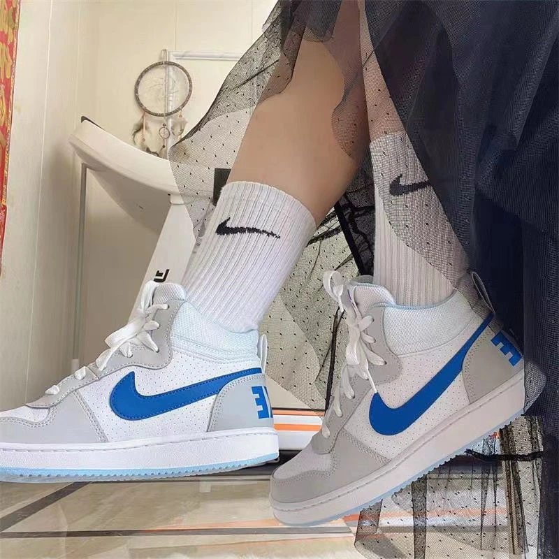 Nike/耐克 Court Borough Mid 女子白蓝闪电休闲板鞋 FB7177-1412