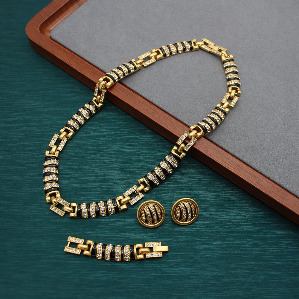 铜合金珐琅项链 项链耳钉套装中古Vintage黑金手作老蛇形繁华李李