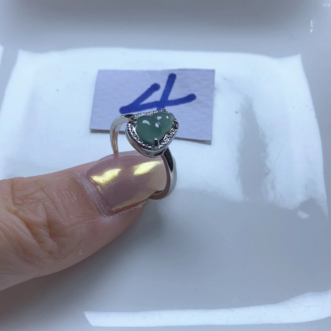 翡翠颈饰未镶嵌纯天然缅甸Ａ货翡翠女戒