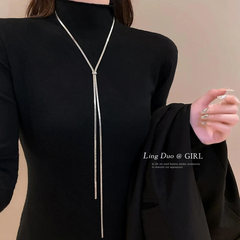 钛钢项链 抽拉式项链女小众轻奢设计高级感蛇骨链颈链长款毛衣链