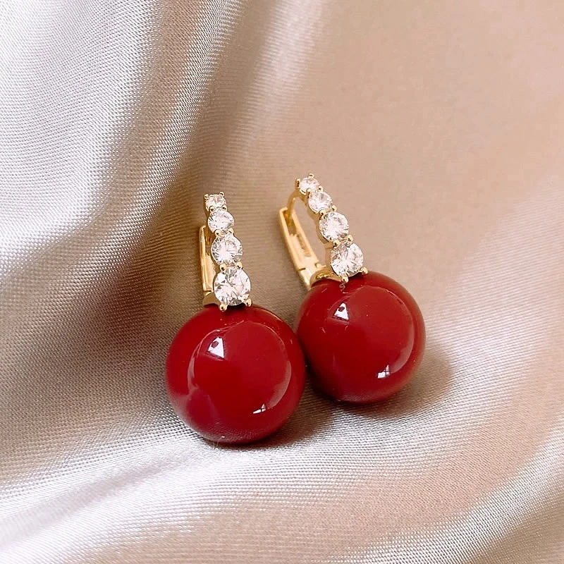 铜合金耳饰 红色珠珠耳环女复古轻奢小众设计高级感耳钉秋冬耳饰