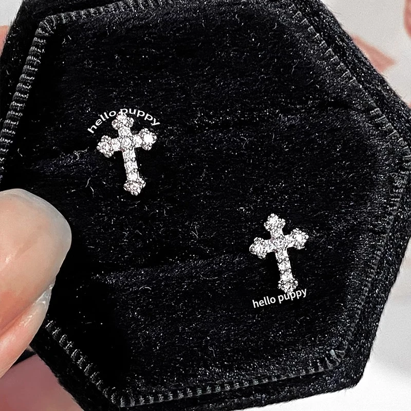 钛钢耳饰 百搭钛钢十字架耳骨钉0.8mm细针型甜美系睡觉免摘耳钉女