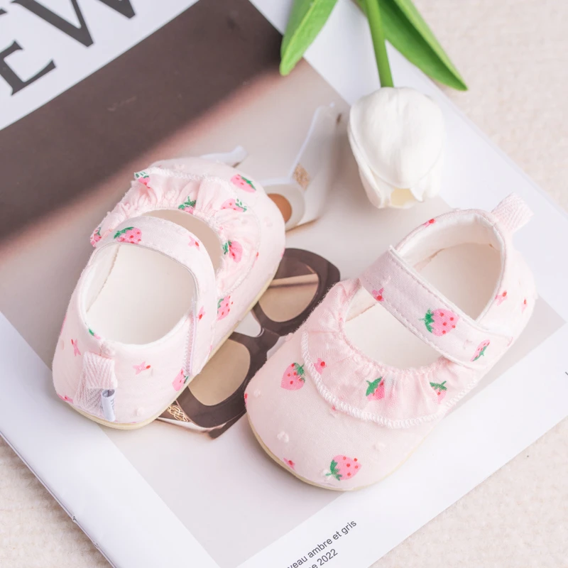春秋婴儿软底学步鞋公主风夏季透气宝宝鞋0-1岁女宝宝防掉步前鞋