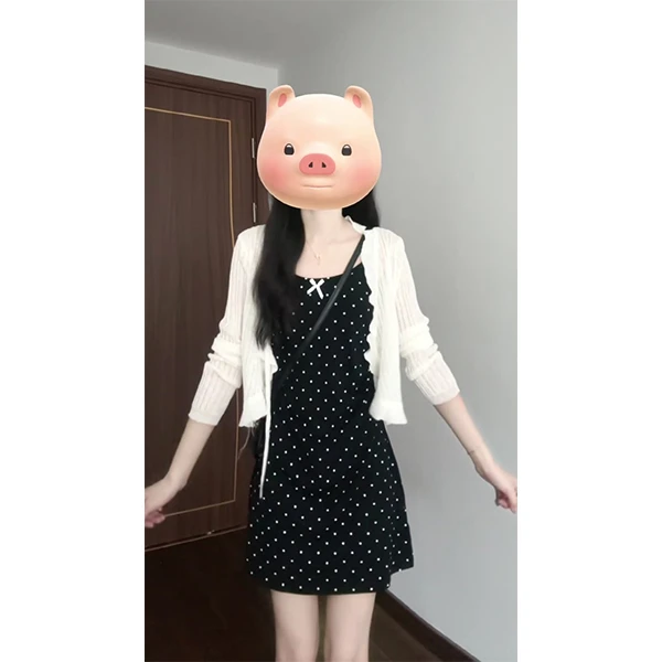 1392波点吊带连衣裙女2024显瘦方领无袖纯欲气质辣妹开衫两件套装