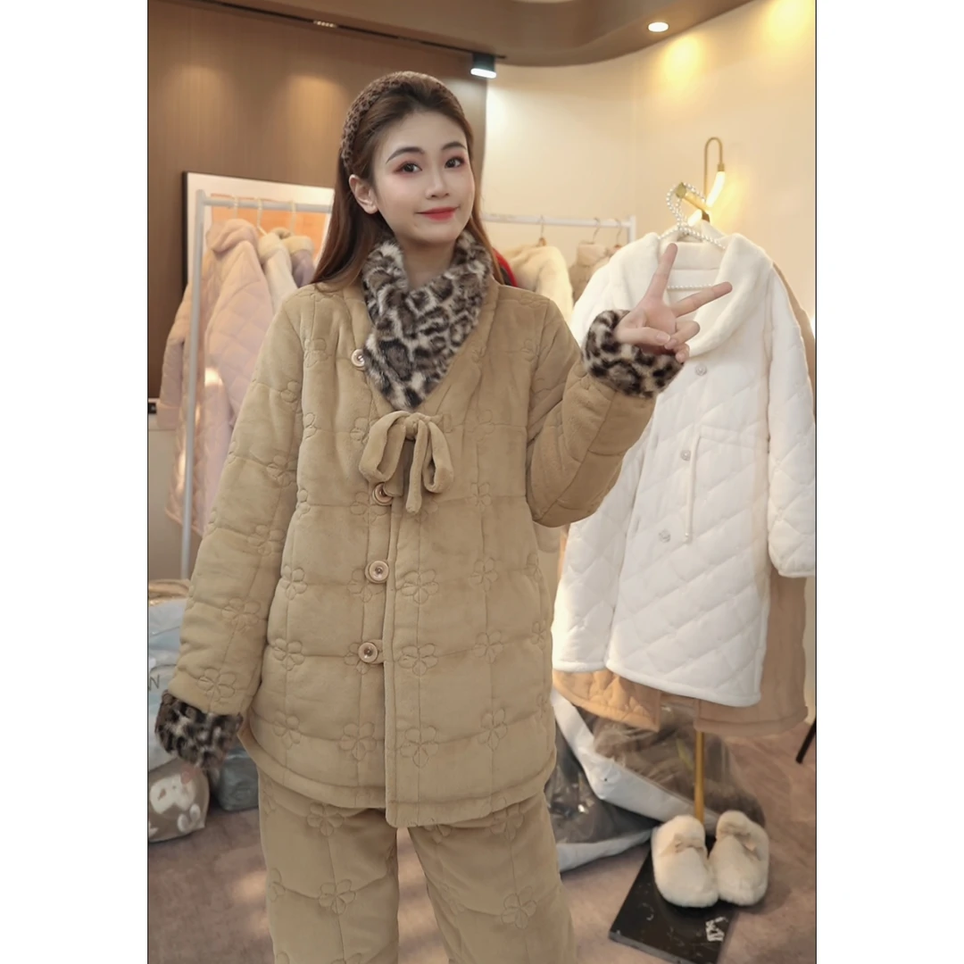 【秀秀家】冬季上新《豹纹2.0》三层夹棉加绒加厚保暖睡衣套装家居服