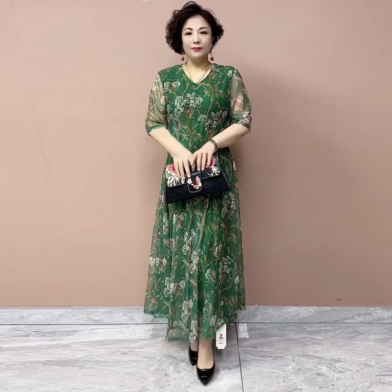 新款夏季减龄连衣裙长款弹力大码时尚遮肉中年显瘦妈妈十片大摆裙