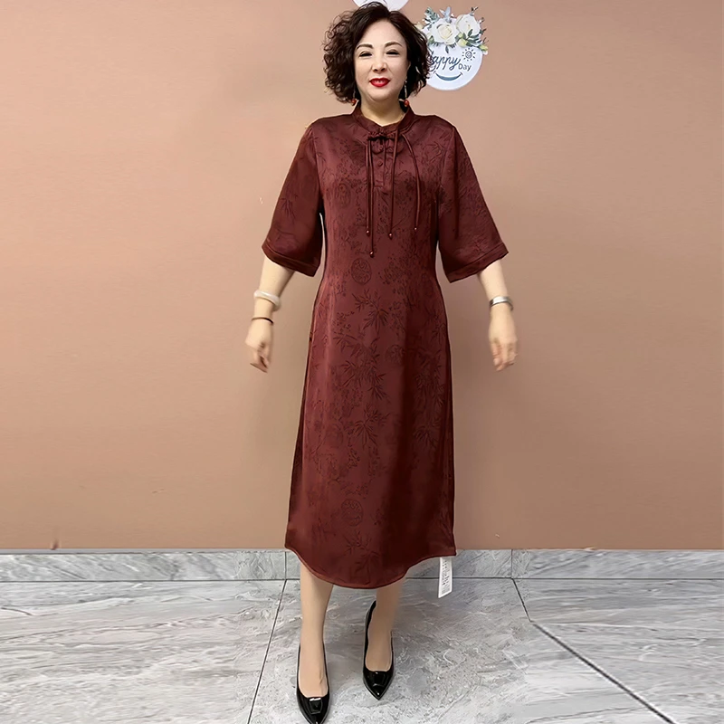 夏季中老年妈妈新款盘扣时尚减龄连衣裙高端新款气质洋气显瘦裙子