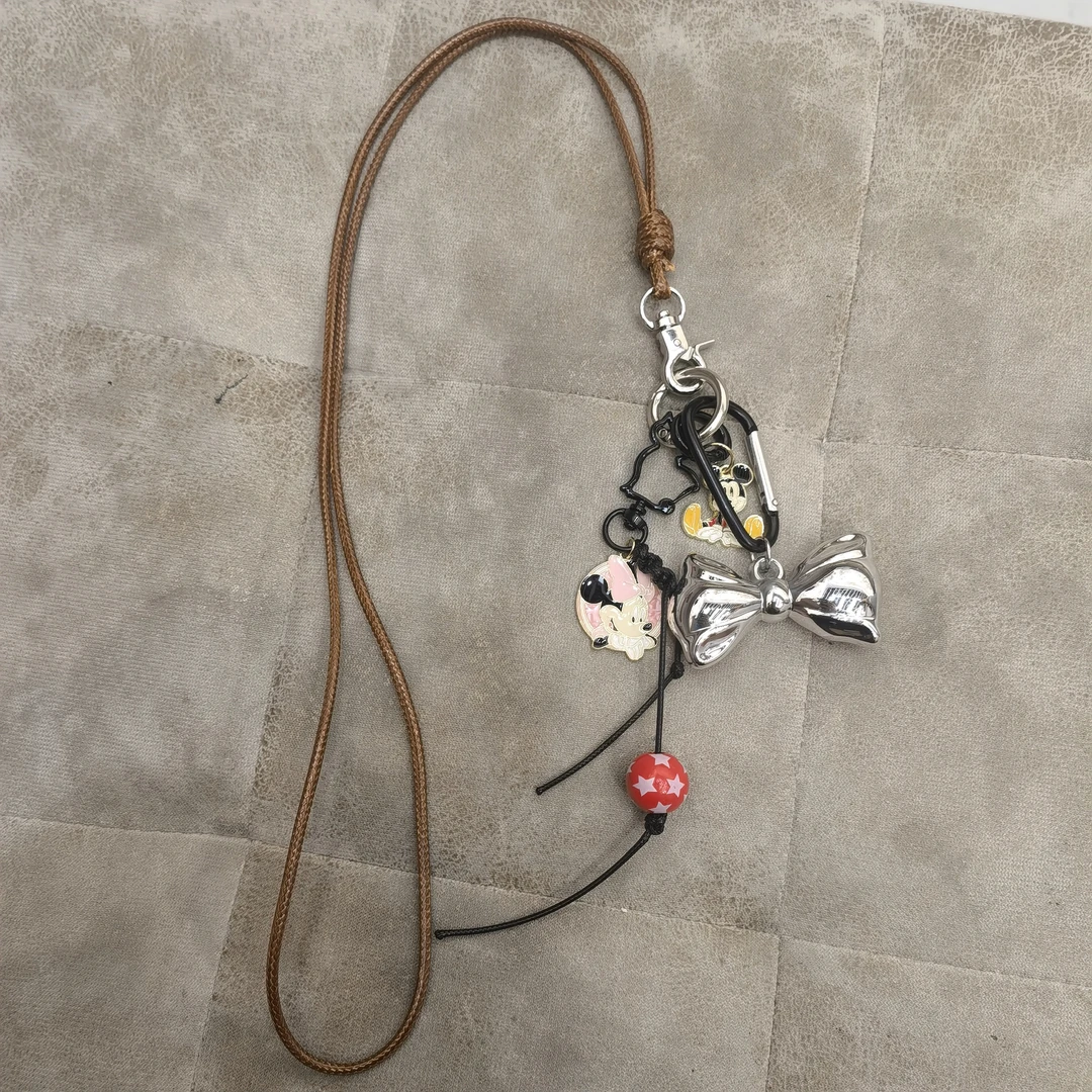 B124银色蝴蝶结米奇米妮挂链