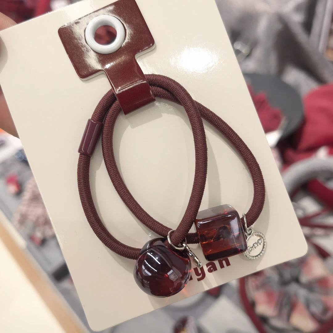 A842红色方块圆发绳一对