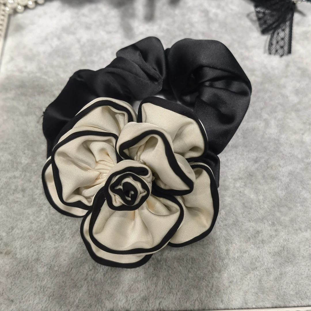 A804黑米色花花肠圈