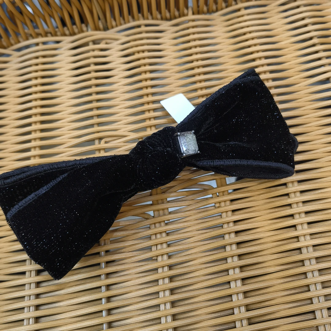 B717黑色蝴蝶结满天星方告弹簧夹