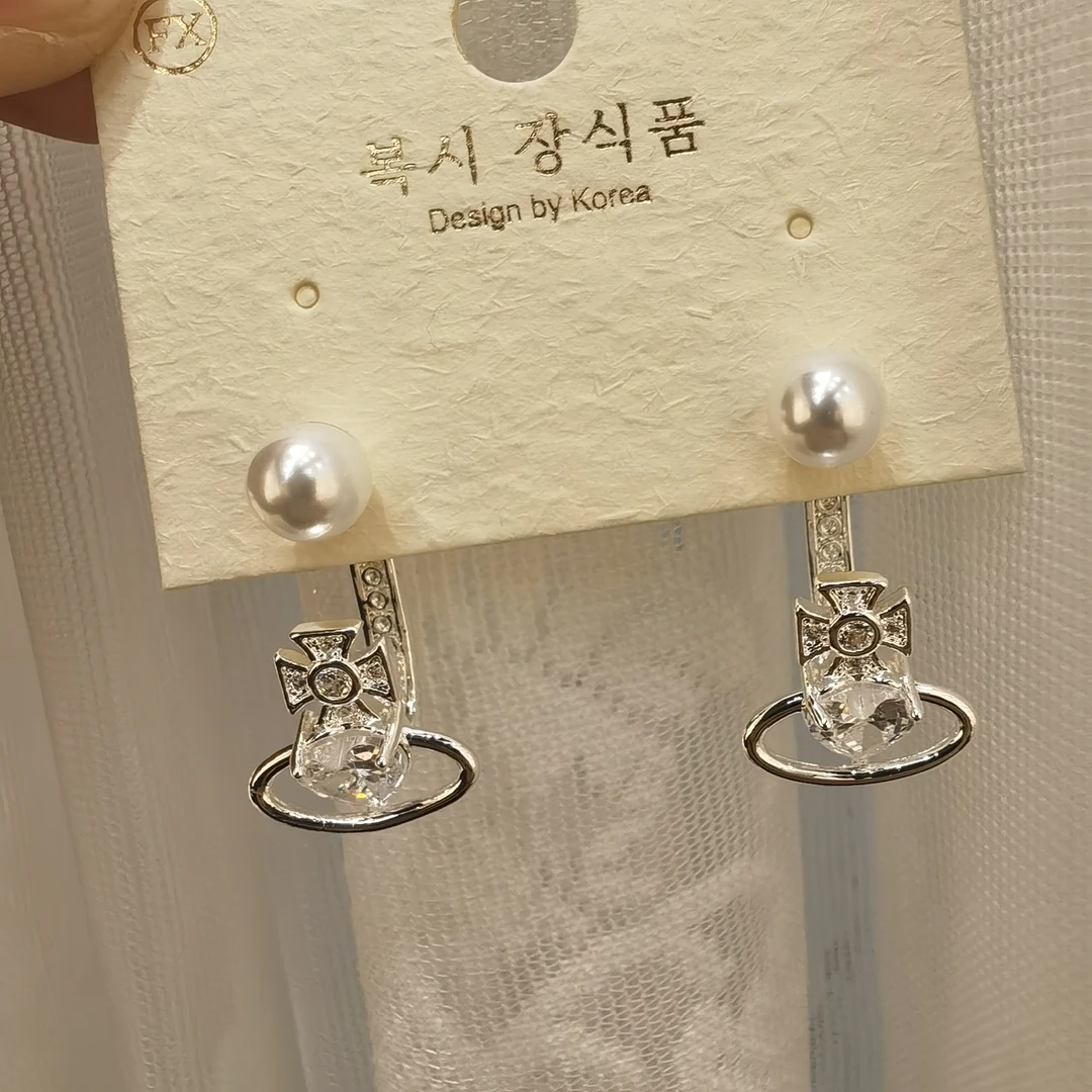 B896银色星球告告珠耳钉耳饰