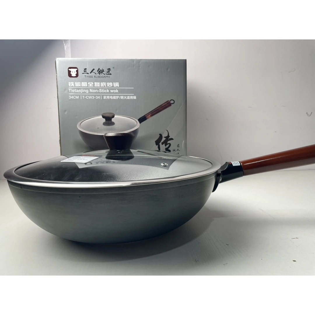 铁锅大牌，34cm玄压铁碳晶复底炒锅