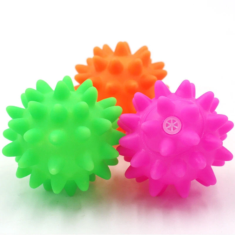 宠物玩具球橡胶磨牙啃咬发声球狗狗训练互动刺球大中小犬解闷神器