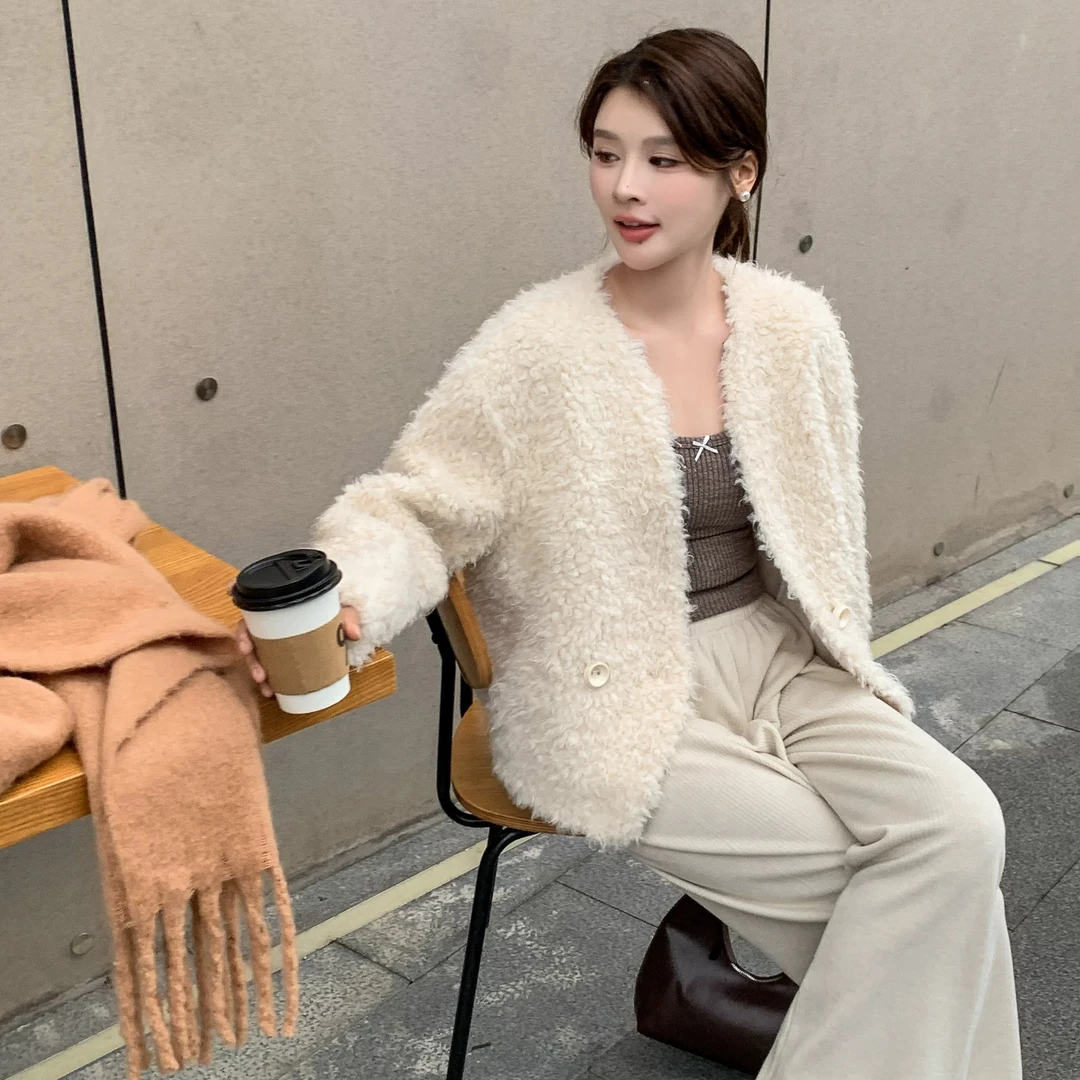 无印心匠纯色~短款 一粒扣 皮毛一体 时尚外套 A77200