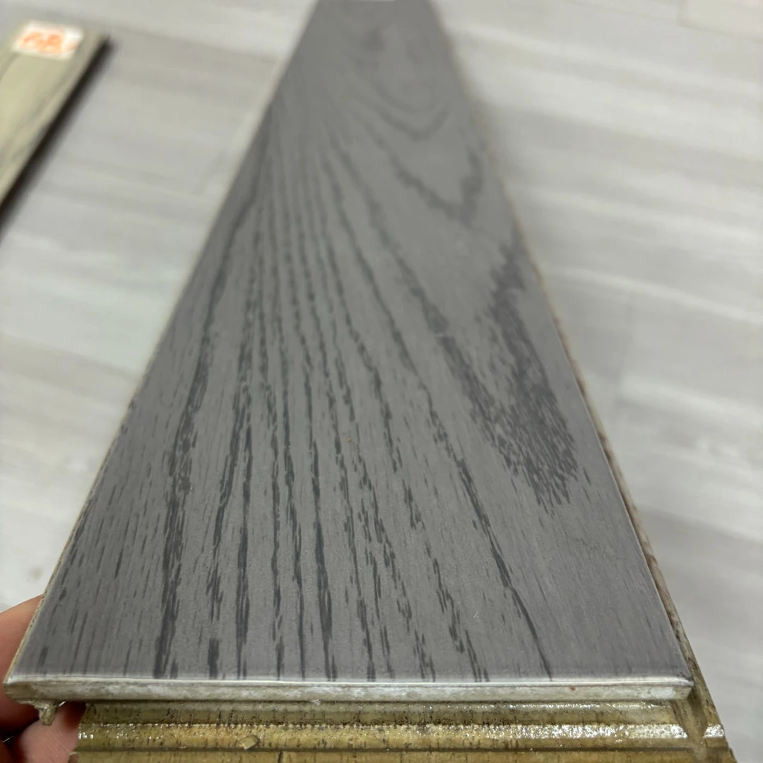 实木原木地板工厂尾货家装专用平扣锁扣橡木圆盘豆番龙眼