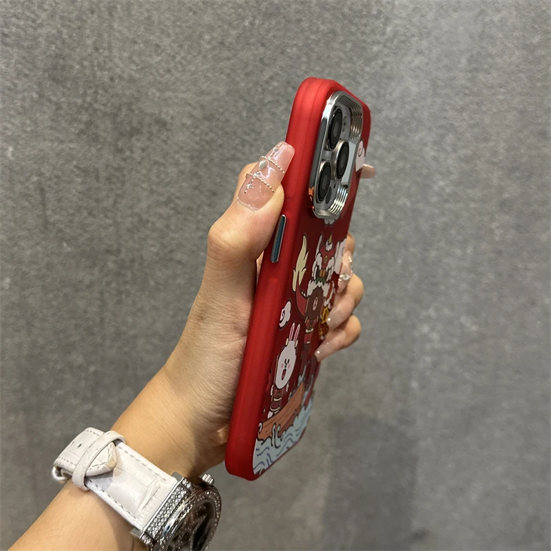 苹果15手机壳新年快乐布朗熊iphone15promax新款14pro趣味可爱13