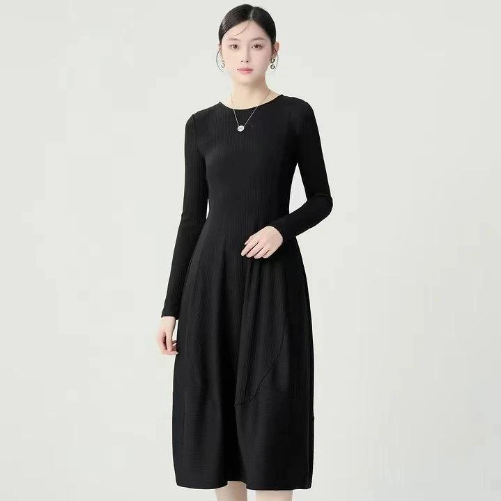 GIRDEAR/哥弟法式气质优雅风褶皱纹理春夏收腰显瘦连衣裙1500554