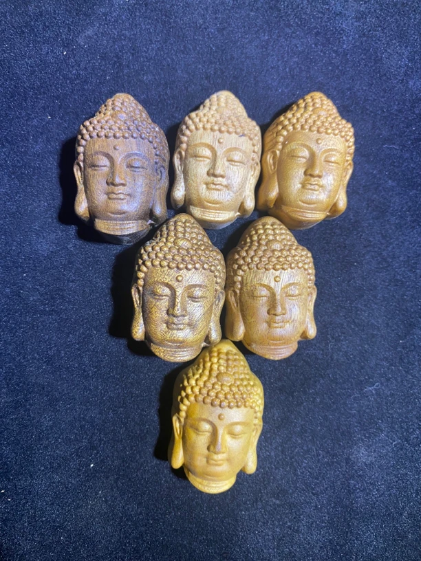 雕塑品金丝楠木小叶桢楠雕刻佛头挂坠手工钥匙扣手串配饰工艺品