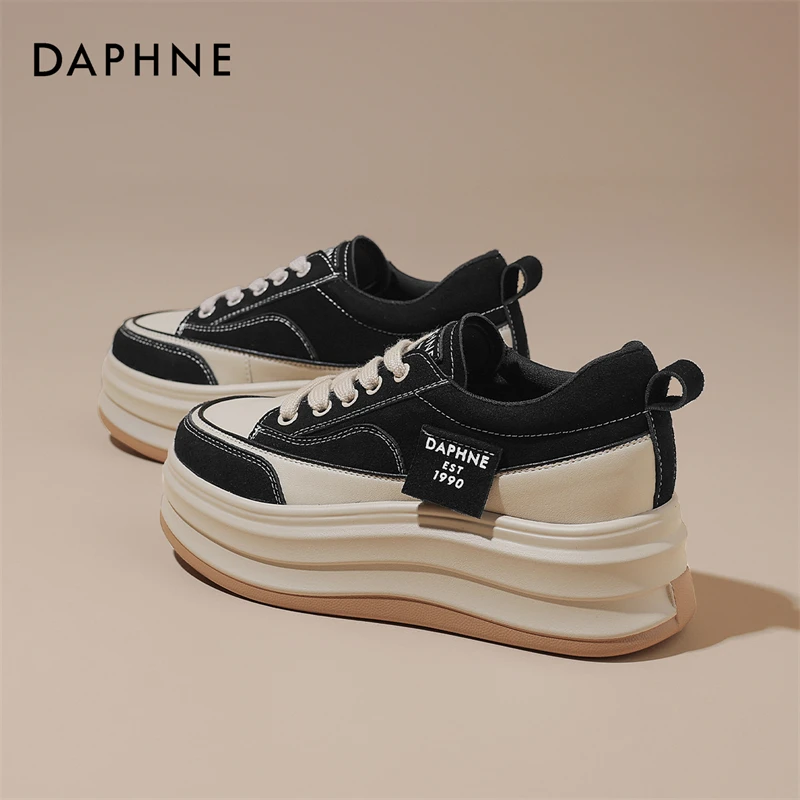 达芙妮复古高颜值厚底板鞋女款2025新款冬季松糕女鞋休闲运动鞋子