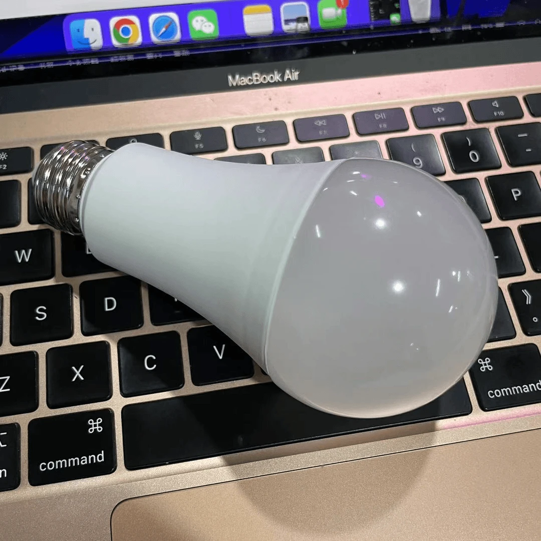 准新品    WF  LED灯泡E27口径灯泡