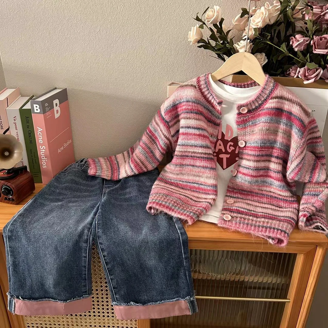 （现货）女童新款粉色条纹针织开衫宽松毛衣印花T恤翻边牛仔裤套装