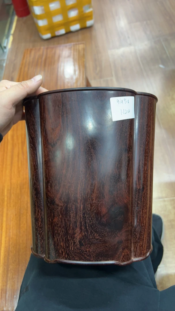 qiu 印度小叶紫檀笔筒