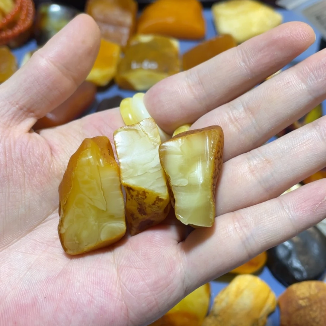 【闪购商品】定制琥珀未镶嵌久*融