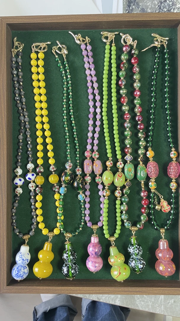 铜合金琉璃吊坠 多彩琉璃晶晶葫芦吊坠项链气质百搭时尚复古精致