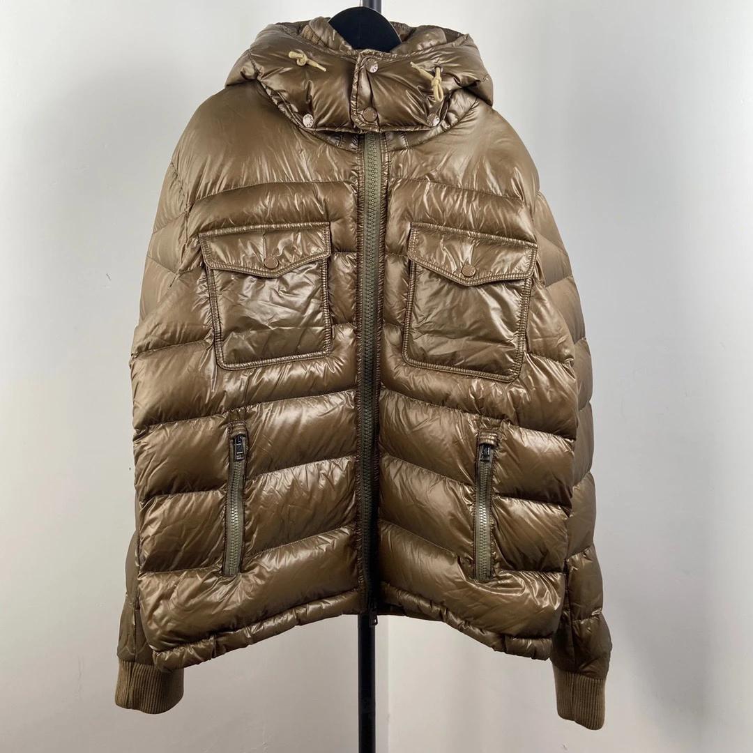 95新 MONCLER 墨绿色连帽羽绒夹克-叶子014