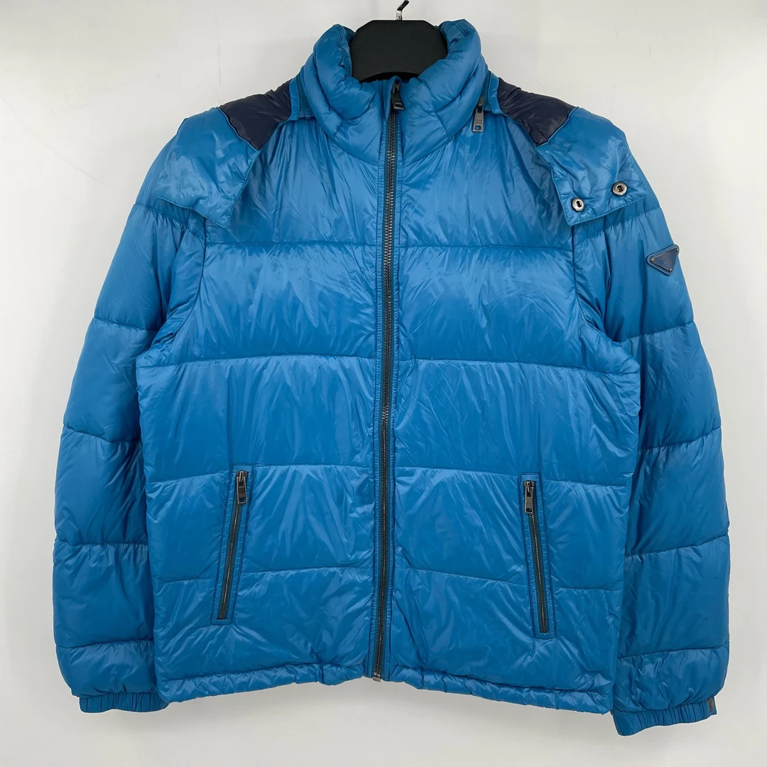 95新 Prada/普拉达 可拆卸帽子手臂三角标羽绒服 叶子991