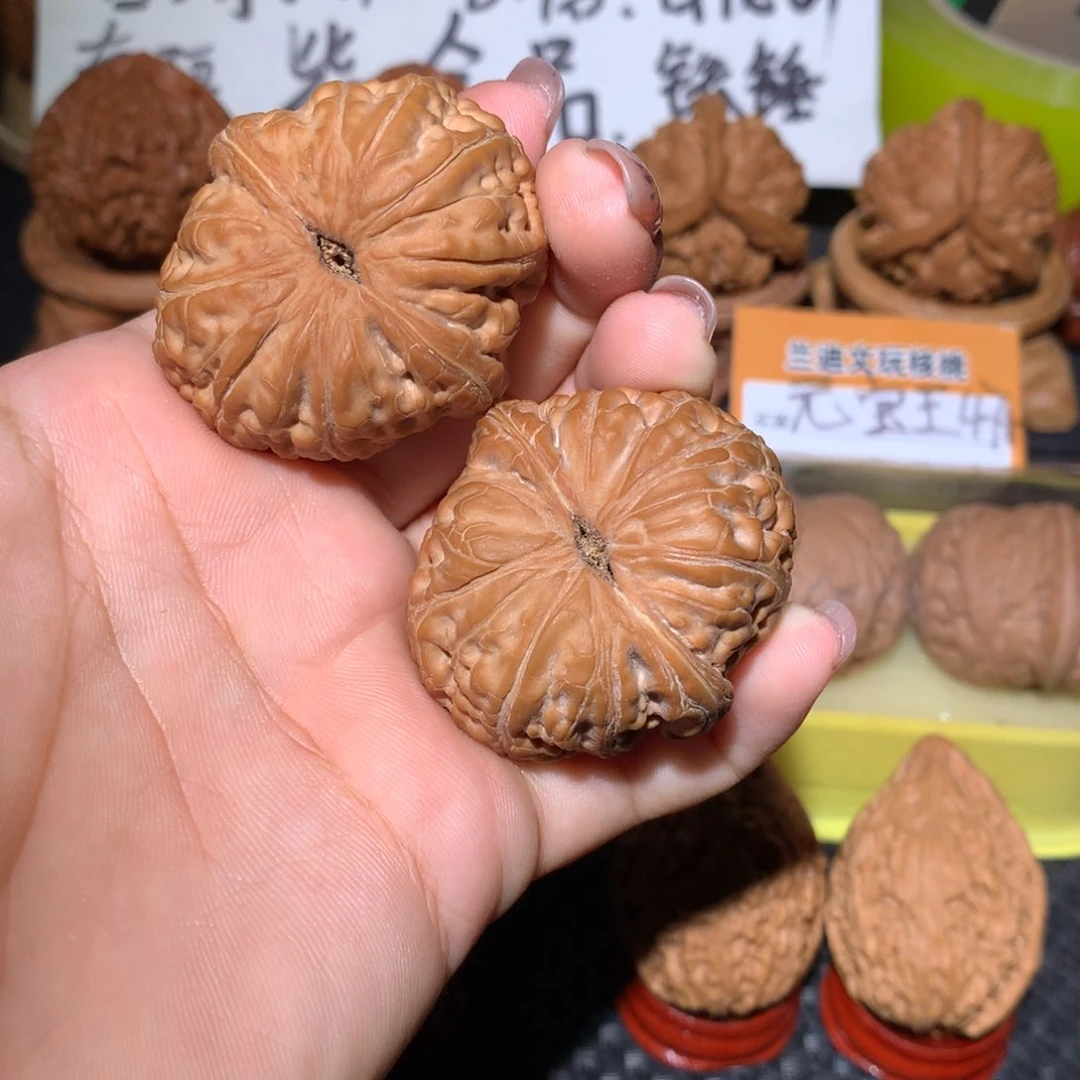 文玩核桃吊坠不**柔42全品元宝