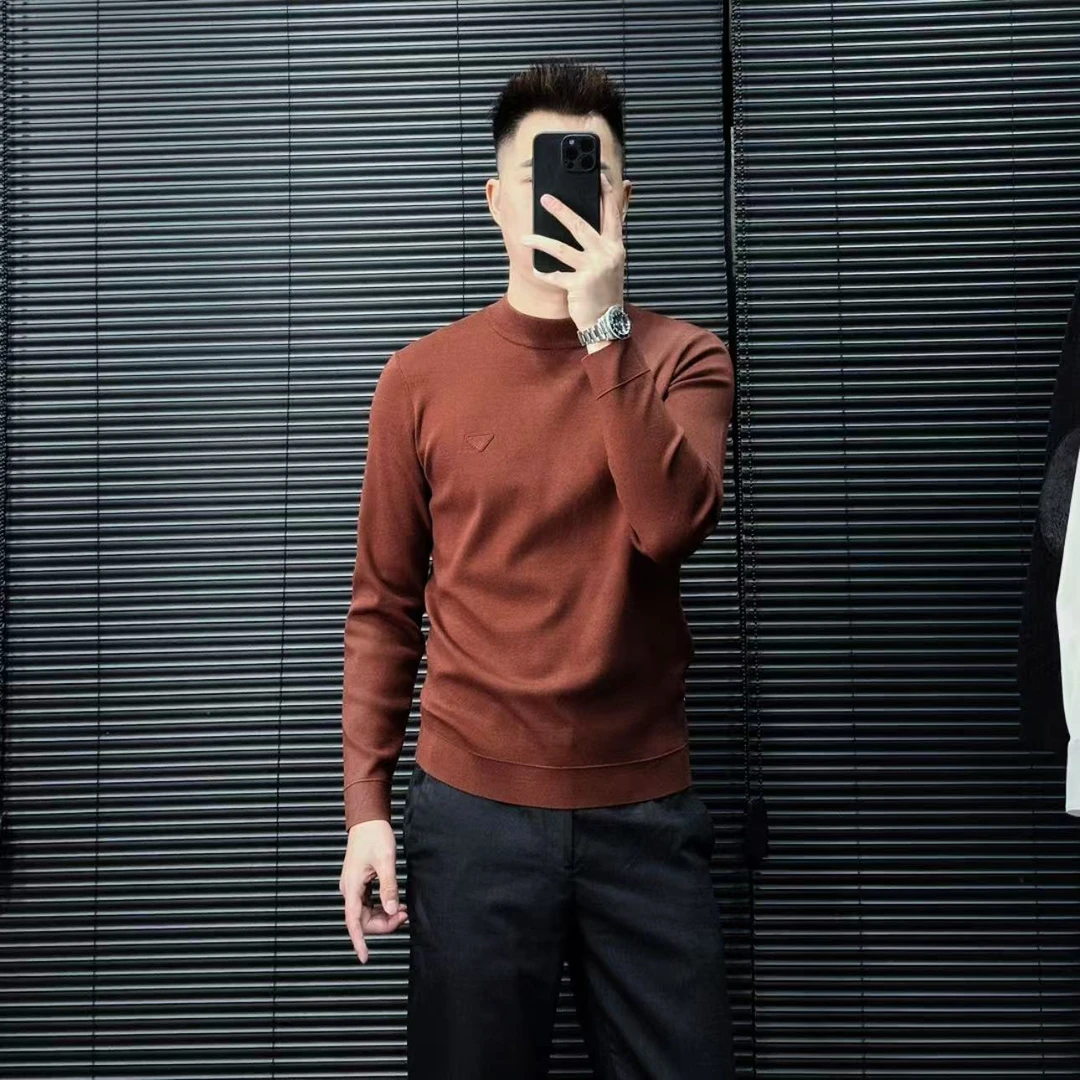 秋冬新品男士莫代尔棉圆领针织衫高品质保暖舒适时尚百搭纯色毛衣