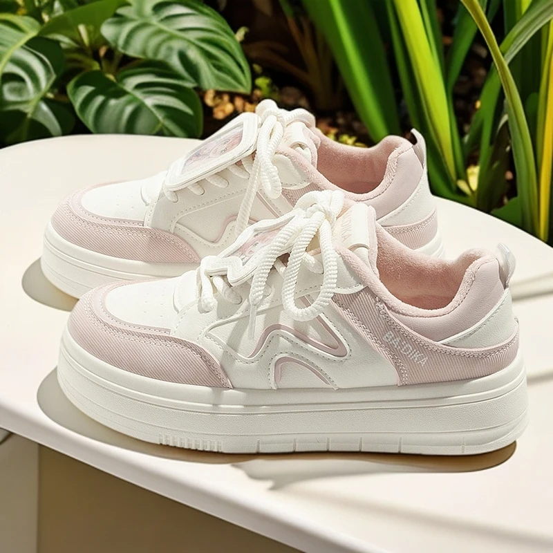 少女孩中学生加绒板鞋2024冬季新款百搭厚底二棉鞋高颜值小白鞋女