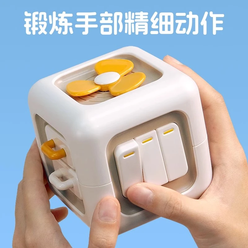 婴儿玩具0一1岁2蒙氏早教益智0到3个月6消耗宝宝体力12宝宝玩具