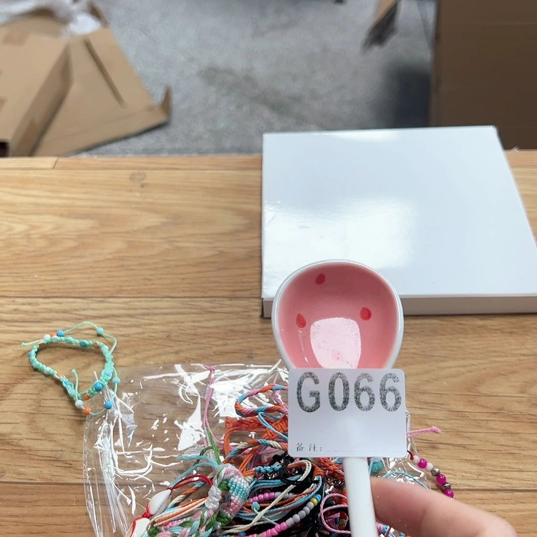 摆件发5盒………………………………………………