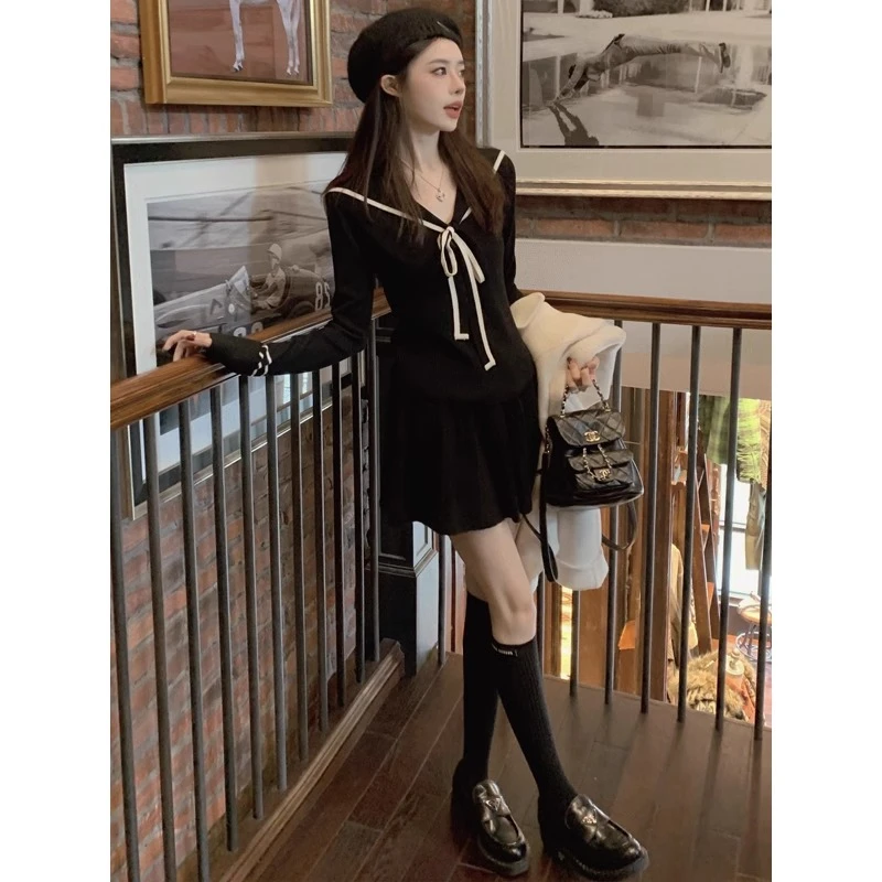 黑色小香风长袖针织上衣女秋冬高级感海军领修身显瘦百褶裙两件套